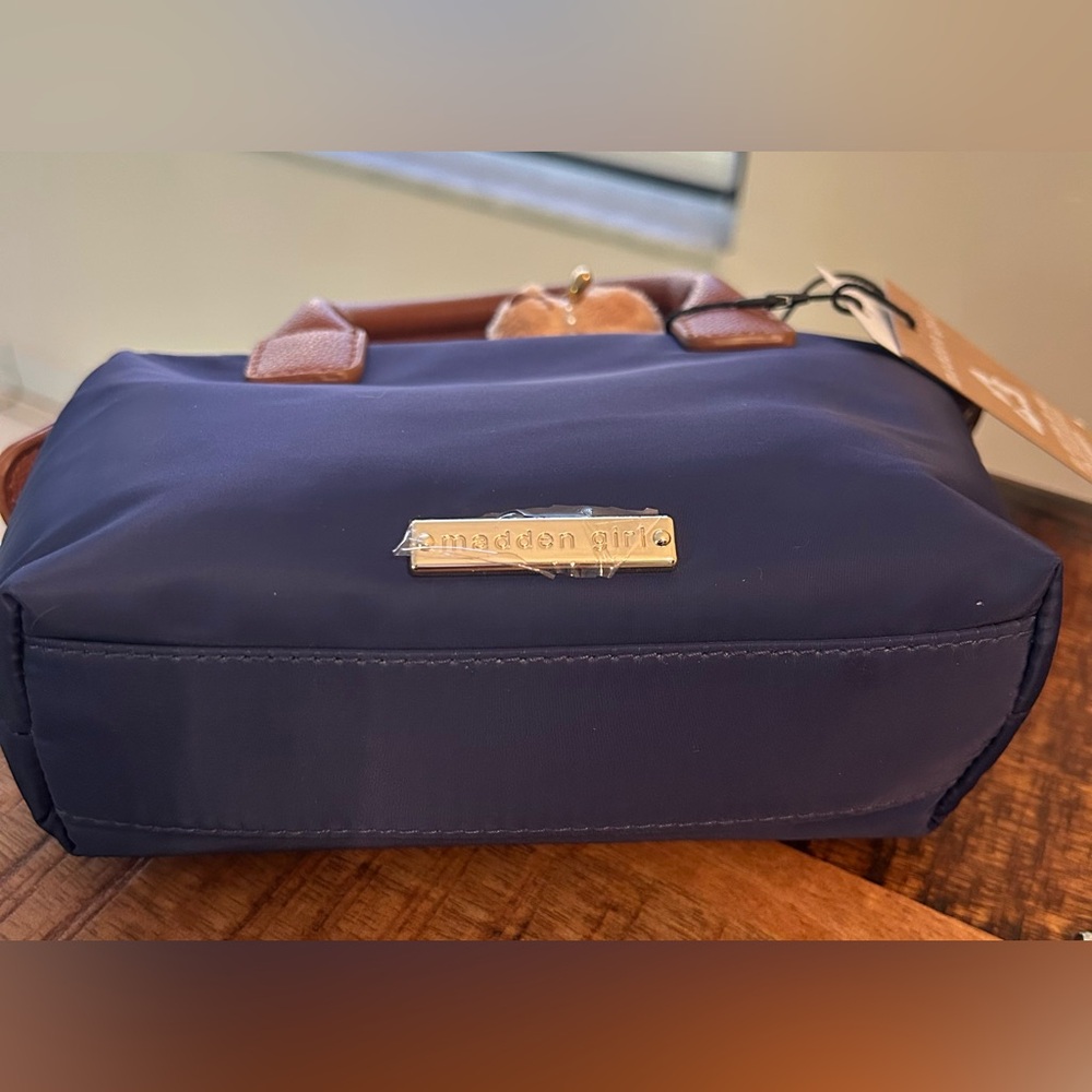 Madden Girl Navy Mini Bag with Gold and Brown Accents NWT - Picture 6 of 7